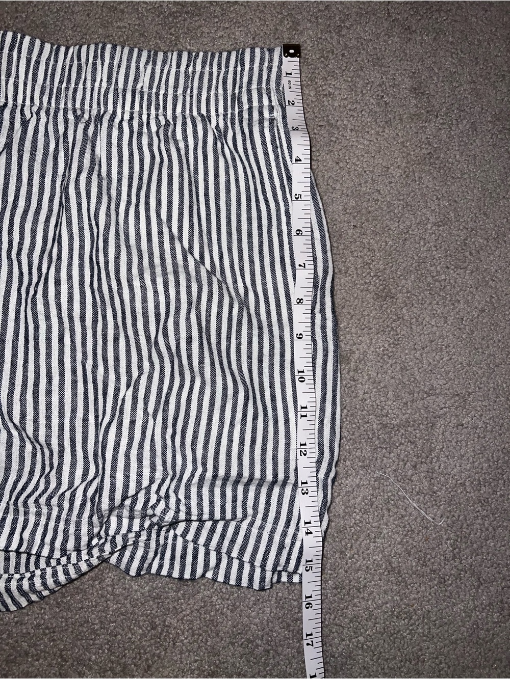 Old Navy Navy Blue & White Striped Linen Women's Shorts - Picture 5 of 5